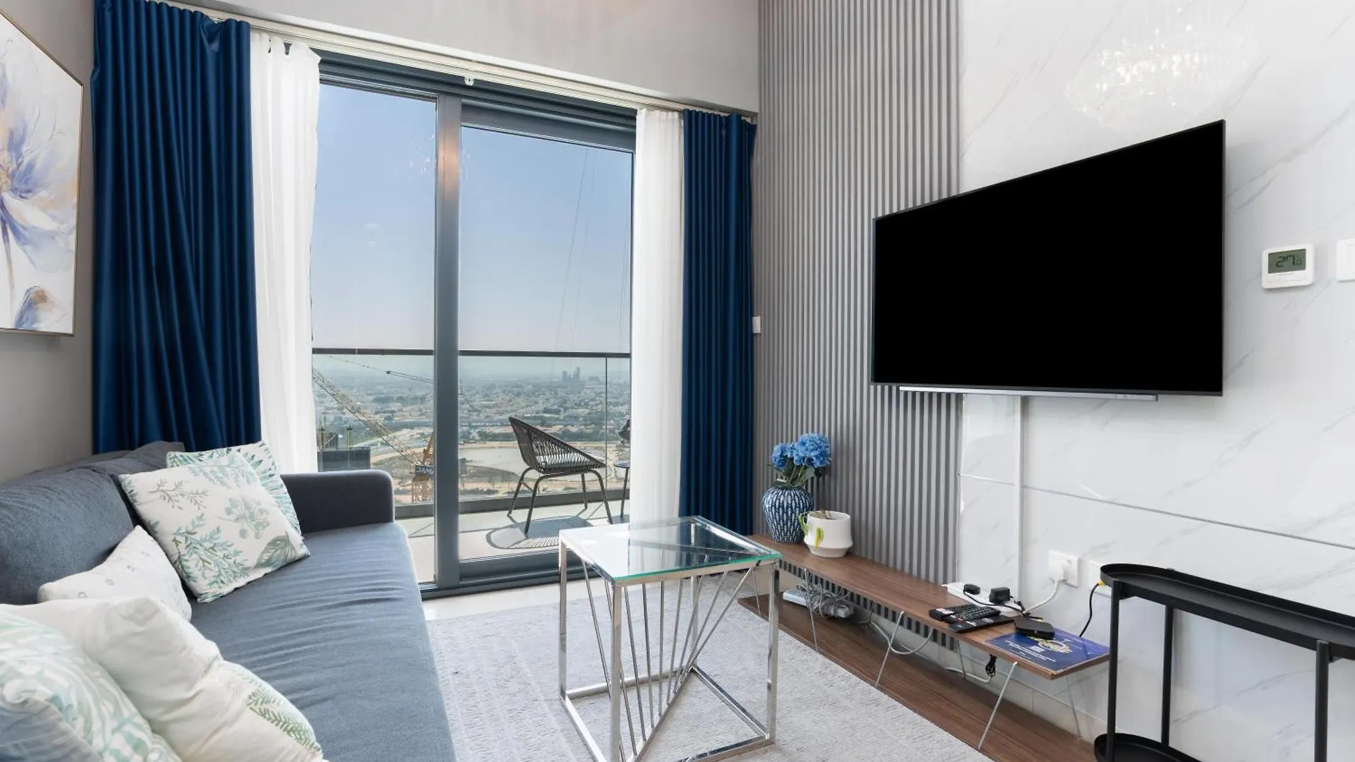 Sleek & Modern 1-Bed In Zada Tower Business Bay Apartment Dubai 0*,  United Arab Emirates