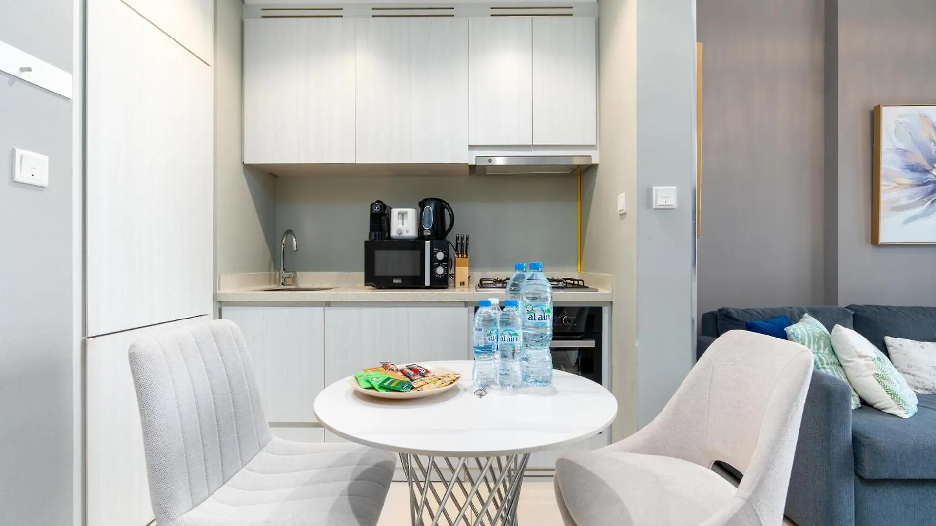 Sleek & Modern 1-Bed In Zada Tower Business Bay Apartment Dubai